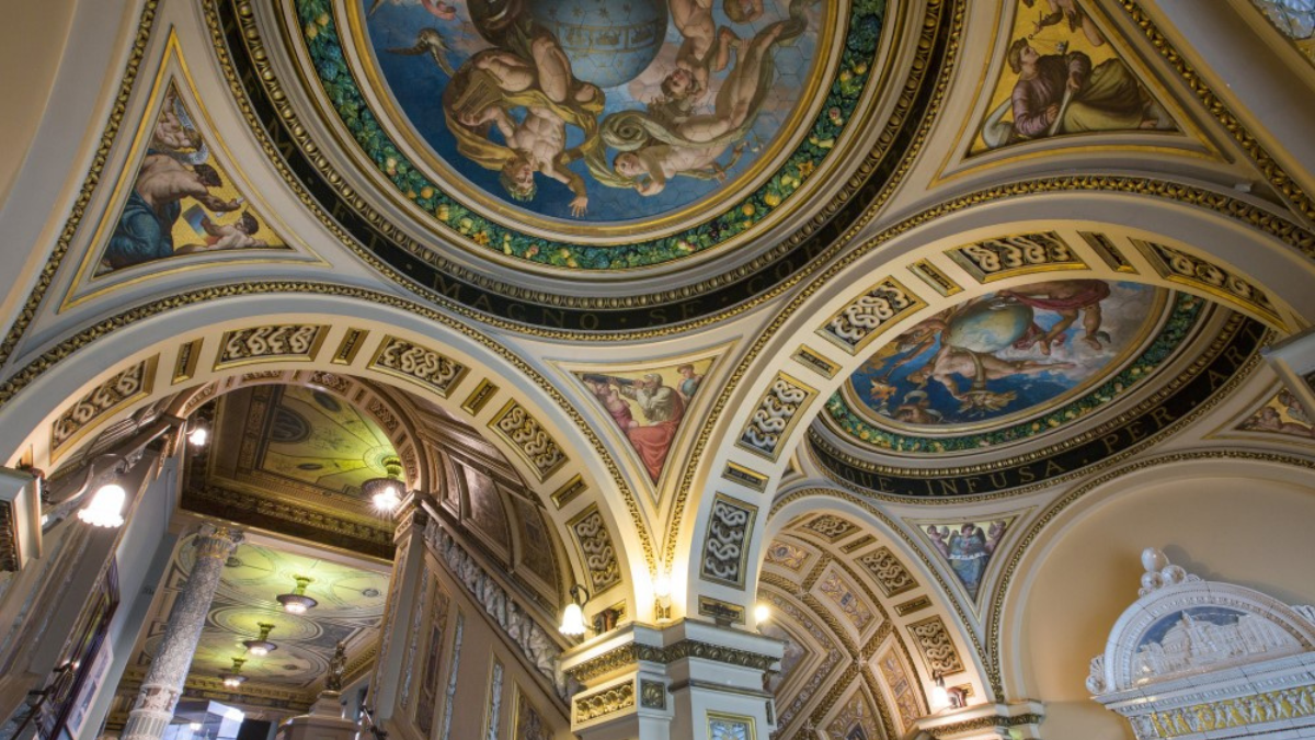 Victoria and Albert Museum
