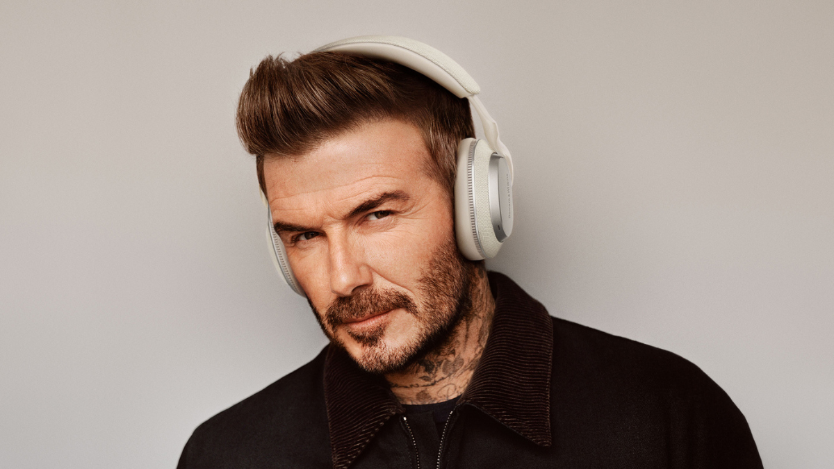 David Beckham wearing Bowers & Wilkings PX7 S3 Canvas White headphone