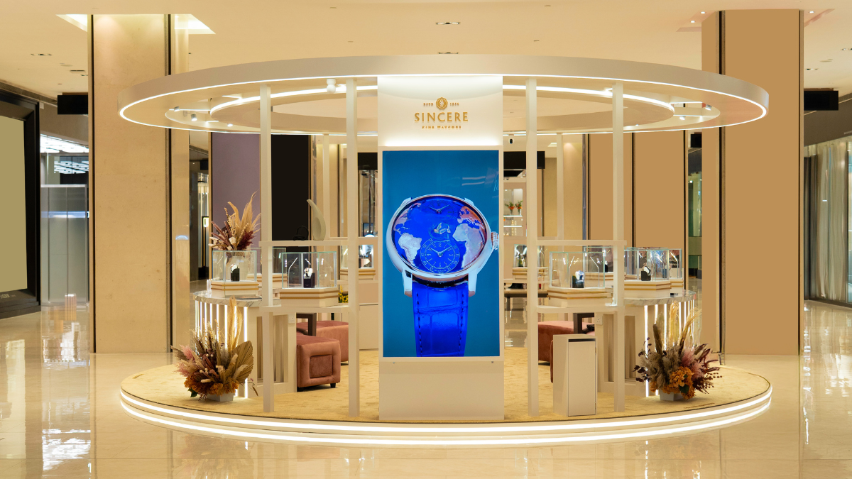 SINCERE FINE WATCHES MALAYSIA CELEBRATES A NEW CHAPTER WITH JACOB & CO. WITH THE LAUNCH OF THE WORLD IS YOURS EXHIBITION at PAvilion KL