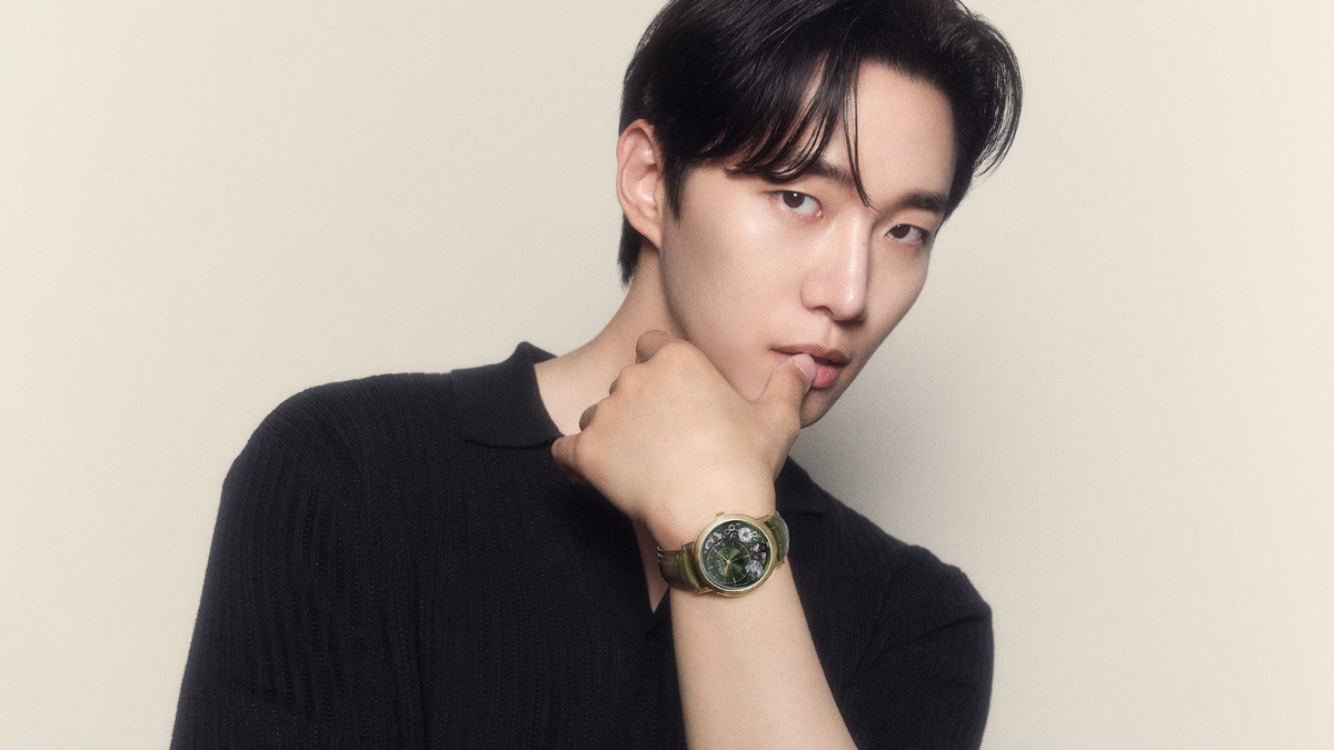lee-junho-piaget-altiplano-ultimate-concept-tourbillon-and-the-altiplano-910p