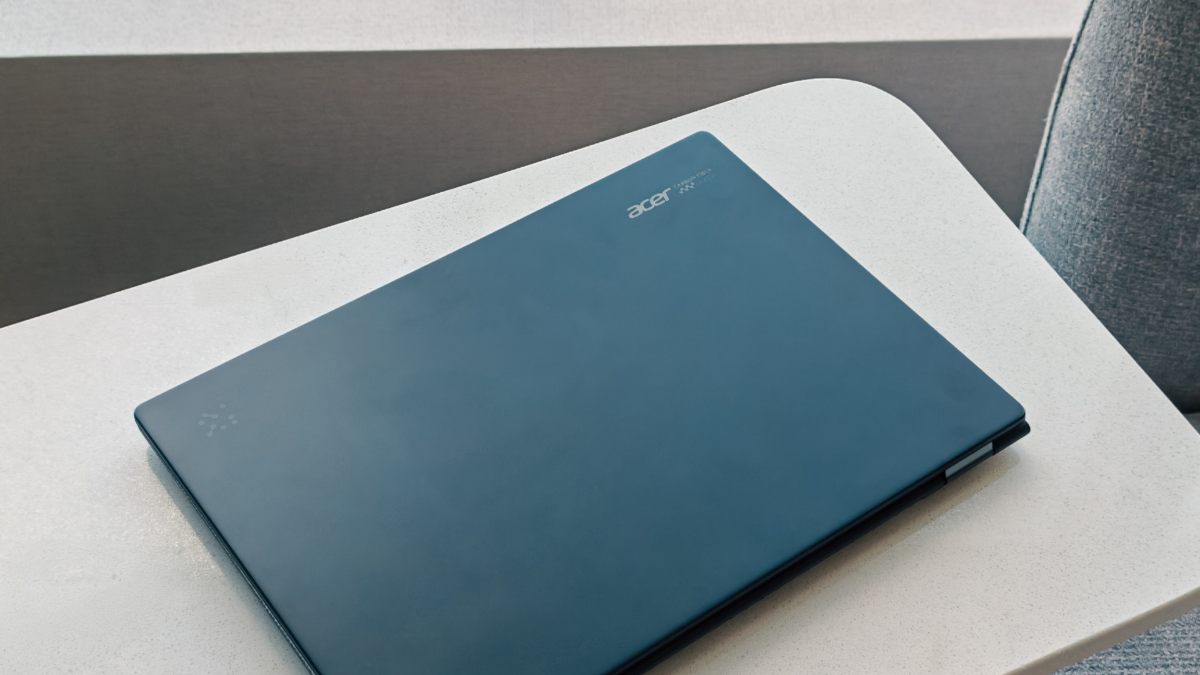 acer-travelmate-p6-14-ai-business-laptop