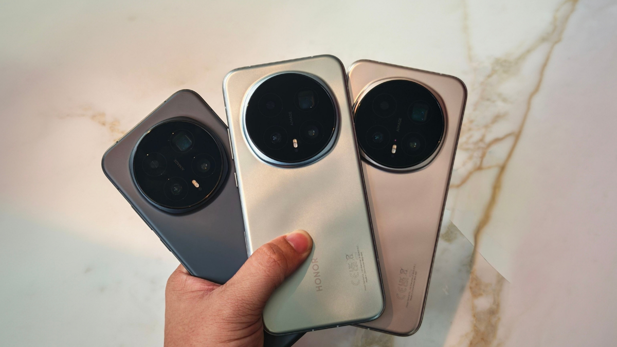 Honor Magic8 Pro in 3 colors in model hand