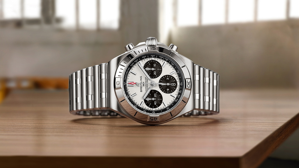 swiss-watch-celebrating-2026-fathers-day-through-time-breitling