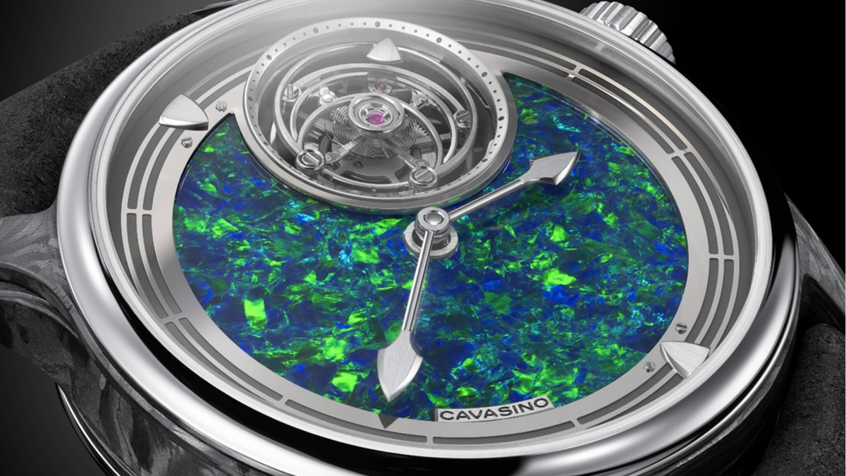 CAVASINO WATCHES UNVEILS THE DCT-02 CARBON OPAL EDITION