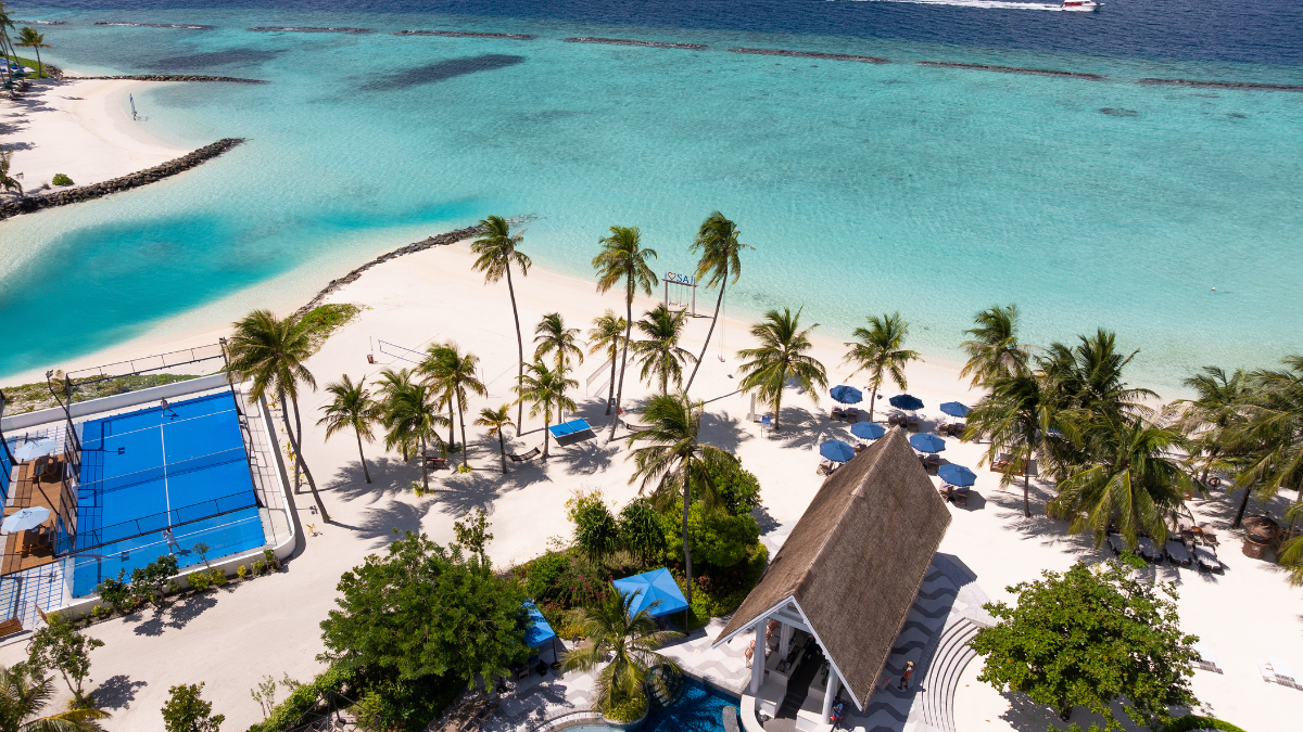 SunRay Social & Swim Club Lands at SAii Lagoon Maldives
